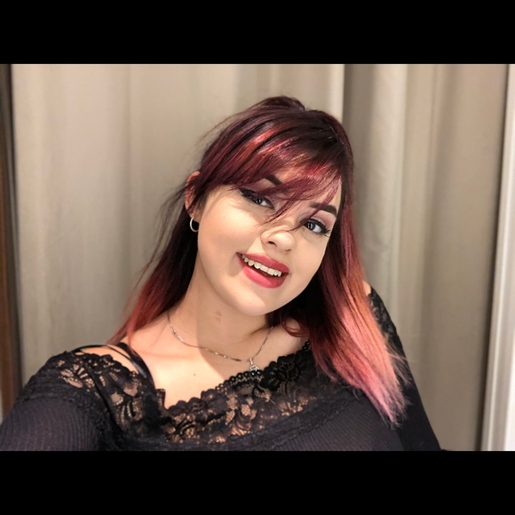 Meet your Posher, Jilly - Picture 1 of 1